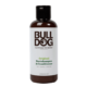 Le Shampooing à barbe et revitalisant Bulldog Original 200 ml pour homme, inspiré de la culture dynamique de Dakar, est présenté dans un flacon marron avec un bouchon noir. Son étiquette simple met en valeur des ingrédients comme l'aloès, la cameline et le thé vert, ce qui en fait un choix idéal pour entretenir une barbe fraîche et élégante dans la capitale animée du Sénégal. Dakar