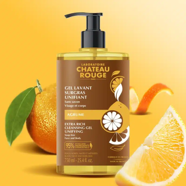 Un flacon de Château Rouge GEL LAVANT Agrume (3 Senteurs) format familial 750 ml gel nettoyant avec des tranches d'orange et une orange en fond. dakar