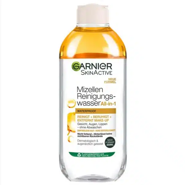 Un flacon de 400 ml de GARNIER Eau micellaire nettoyante All-in-One Waterproof, étiqueté en allemand comme un démaquillant complet pour le visage, les yeux et les lèvres, offre un soin doux et rafraîchissant de Dakar au Sénégal. Dakar