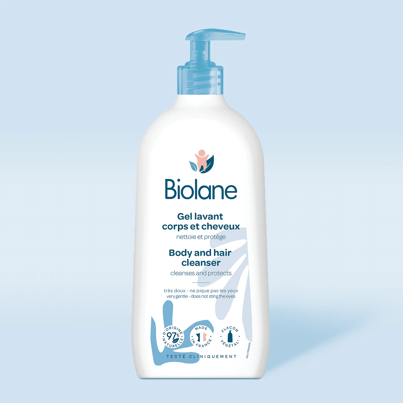 Flacon blanc de Biolane Gel Lavant Corps Et Cheveux 2en1 des la Naissance 350 ml avec un bouchon pompe bleu sur fond bleu clair