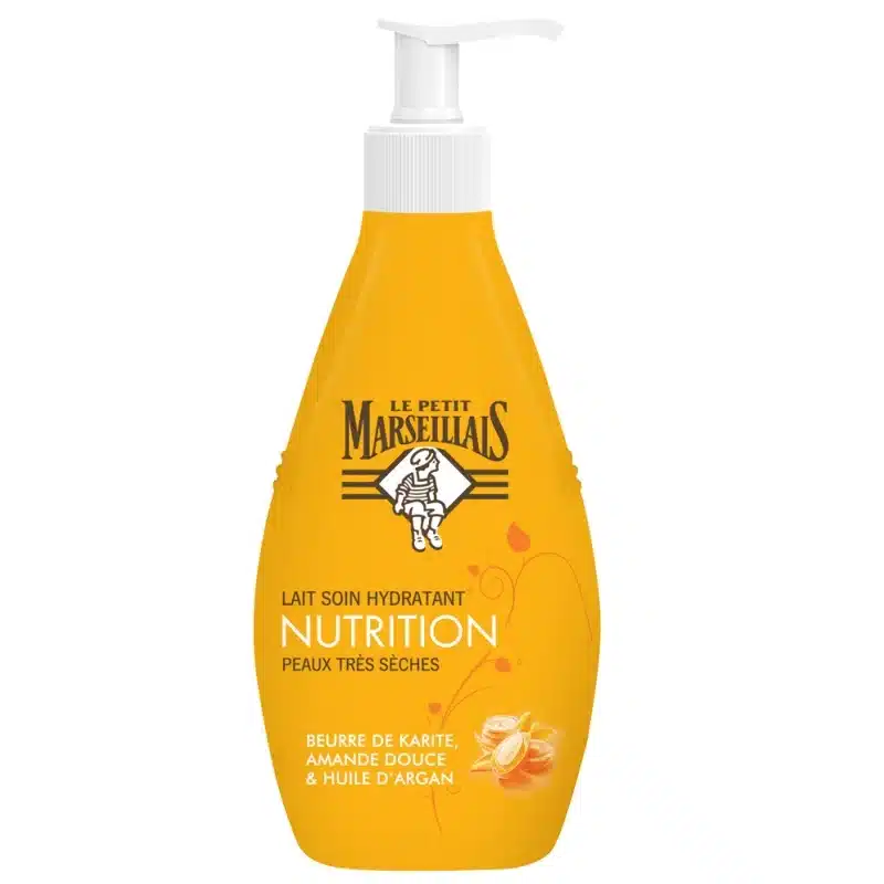 Un flacon jaune de lotion pour le corps Le Petit Marseillais Lait Corps Nutrition Karité