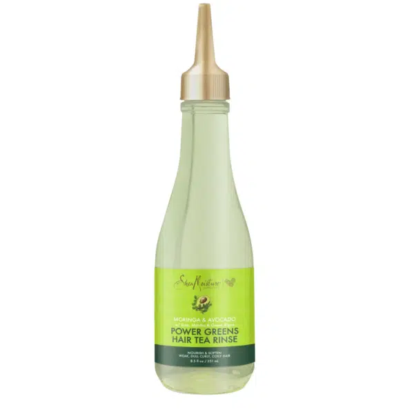 Un flacon de 237 ml de Shea Moisture Moringa and Avocado Power Greens Hair Tea Rinse Revitalise Cheveux avec une étiquette verte et un bouchon doré. dakar