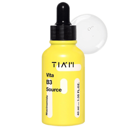 Un flacon jaune vif de Tiam Vita B3 Source Sérum 10 % Niacinamide